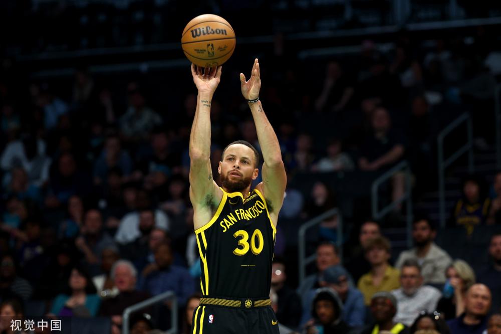 他带领球队 他带领球队